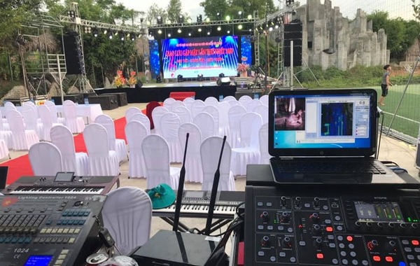 Dịch vụ cho thuê màn hình LED ngoài trời hoạt động ổn định