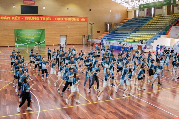 Lựa chọn tổ chức teambuilding trong nhà mang lại nhiều lợi ích